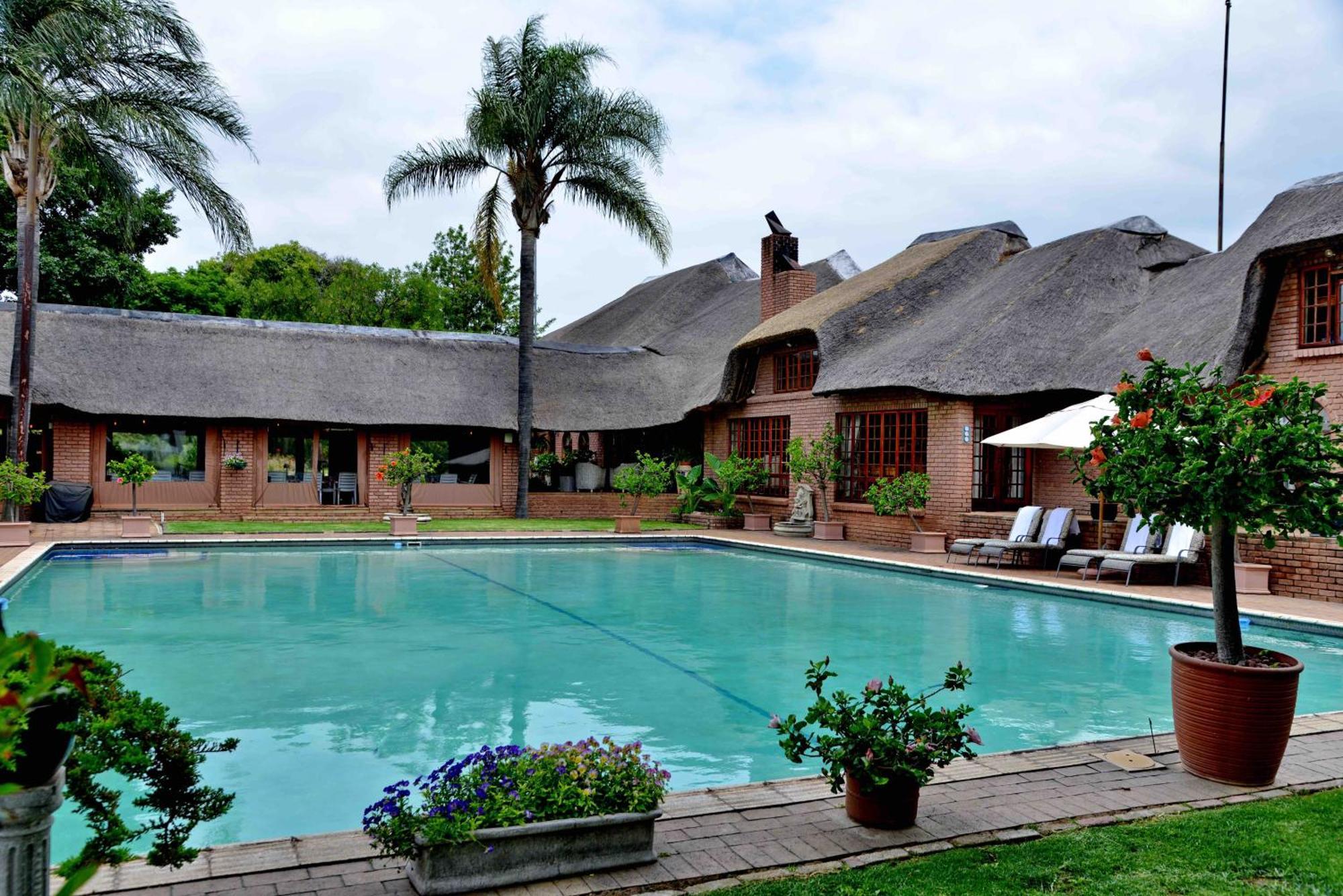 Owls Loft Guest House Midrand Exterior photo